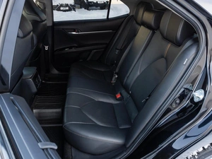 Седан Toyota Camry 2018 года, 2310000 рублей, Самара