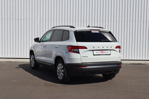 Внедорожник Skoda Karoq 2020 года, 2230000 рублей, Брянск