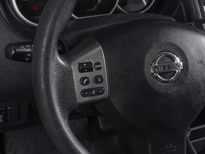 Хетчбэк Nissan Tiida 2012 года, 919000 рублей, Ростов-на-Дону
