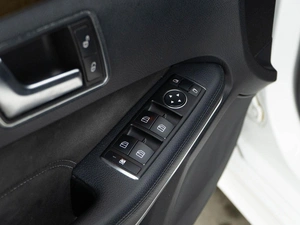 Седан Mercedes-benz E-класс 2013 года, 2421444 рублей, Москва