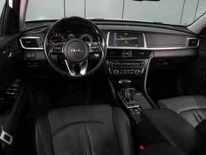 Седан Kia Optima 2019 года, 2299000 рублей, Воронеж