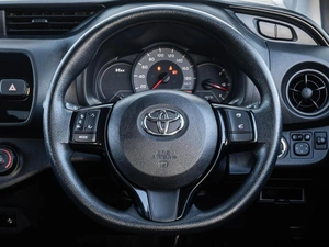 Хетчбэк Toyota Vitz 2019 года, 1199000 рублей, Ставрополь