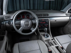 Седан Audi A4 2005 года, 699000 рублей, Волгоград