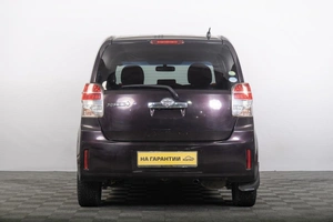 Минивэн Toyota Spade 2015 года, 949000 рублей, Томск