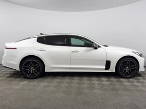 Лифтбек Kia Stinger 2021 года, 3239900 рублей, Казань