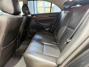 Универсал Toyota Avensis 2006 года, 759000 рублей, Красноярск