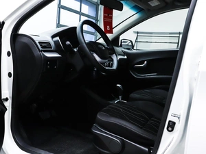 Хетчбэк Kia Picanto 2016 года, 899000 рублей, Красноярск