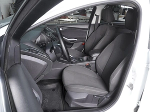Хетчбэк Ford Focus 2012 года, 680000 рублей, Ростов-на-Дону