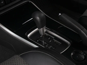 Внедорожник Mitsubishi Outlander 2019 года, 1893000 рублей, Омск