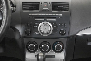 Седан Mazda 3 2010 года, 849000 рублей, Кемерово