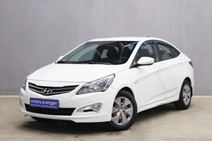 Седан Hyundai Solaris 2015 года, 1169000 рублей, Новосибирск