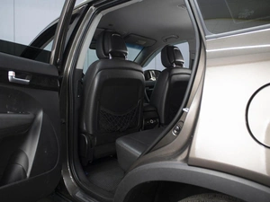 Внедорожник Kia Sorento 2013 года, 1880000 рублей, Омск