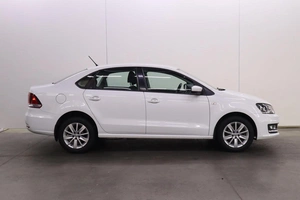 Седан Volkswagen Polo 2016 года, 1200000 рублей, Брянск