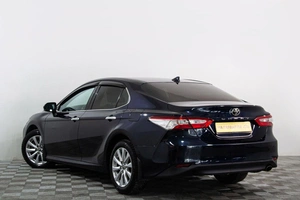Седан Toyota Camry 2019 года, 2859000 рублей, Сургут