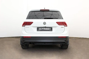 Внедорожник Volkswagen Tiguan 2018 года, 1999000 рублей, Орёл
