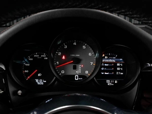 Внедорожник Porsche Macan S 2017 года, 3996000 рублей, Тюмень