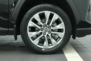 Внедорожник Toyota RAV4 2020 года, 3335000 рублей, Красноярск