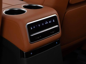 Внедорожник Li Auto L9 2023 года, 5995055 рублей, Москва