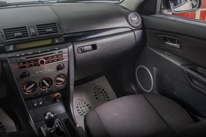 Седан Mazda 3 2007 года, 629000 рублей, Томск