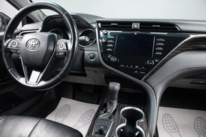 Седан Toyota Camry 2020 года, 3199000 рублей, Оренбург