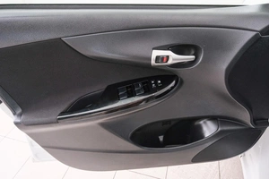 Седан Toyota Corolla 2012 года, 1159000 рублей, Красноярск
