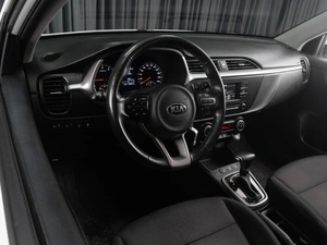 Хетчбэк Kia Rio X 2021 года, 1599000 рублей, Тюмень