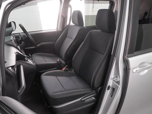 Минивэн Toyota Voxy 2020 года, 3339000 рублей, Воронеж