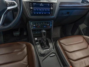 Внедорожник Volkswagen Tiguan 2021 года, 3899000 рублей, Саратов