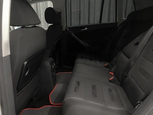 Внедорожник Volkswagen Tiguan 2009 года, 850000 рублей, Красноярск