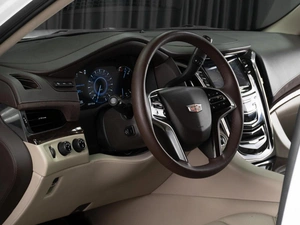 Внедорожник Cadillac Escalade 2016 года, 3299000 рублей, Сургут