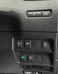 Внедорожник Nissan X-Trail 2018 года, 2197000 рублей, Красноярск