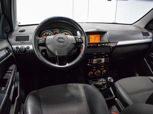 Седан Opel Astra 2012 года, 700000 рублей, Муром