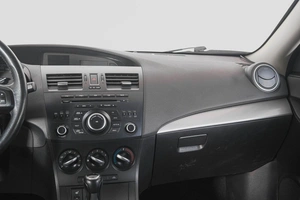 Хетчбэк Mazda 3 2013 года, 939000 рублей, Кемерово