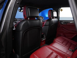 Внедорожник Porsche Macan Turbo 2014 года, 2699982 рублей, Москва