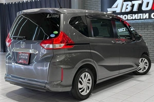 Минивэн Honda Freed+ 2018 года, 1427000 рублей, Красноярск