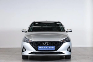 Седан Hyundai Solaris 2021 года, 1369000 рублей, Новосибирск