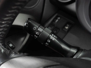 Внедорожник Toyota RAV4 2011 года, 1920000 рублей, Тюмень