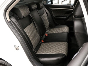Седан Volkswagen Jetta 2010 года, 679000 рублей, Волгоград