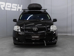 Хетчбэк Toyota Auris 2007 года, 660000 рублей, Омск