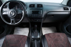 Седан Volkswagen Polo 2015 года, 899000 рублей, Челябинск