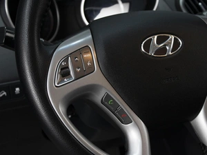 Внедорожник Hyundai ix35 2014 года, 1450000 рублей, Омск