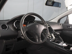 Внедорожник Peugeot 3008 2012 года, 580000 рублей, Омск