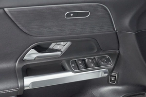 Внедорожник Mercedes-benz GLB-класс 2020 года, 3700000 рублей, Красноярск