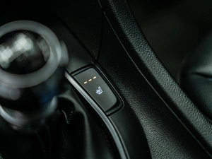 Хетчбэк Hyundai Veloster 2020 года, 3100000 рублей, Красноярск