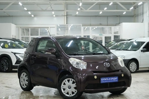 Хетчбэк Toyota iQ 2009 года, 899000 рублей, Омск