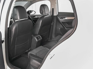 Хетчбэк Volkswagen Golf 2015 года, 1409000 рублей, Аксай