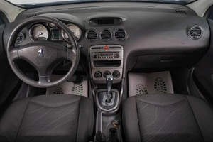 Хетчбэк Peugeot 308 2008 года, 569000 рублей, Томск