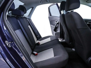 Седан Volkswagen Polo 2014 года, 890000 рублей, Красноярск