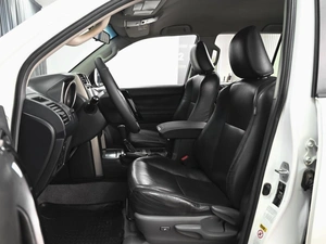 Внедорожник Toyota Land Cruiser Prado 2013 года, 2998000 рублей, Ставрополь