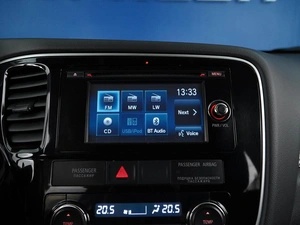Внедорожник Mitsubishi Outlander 2014 года, 1499050 рублей, Москва